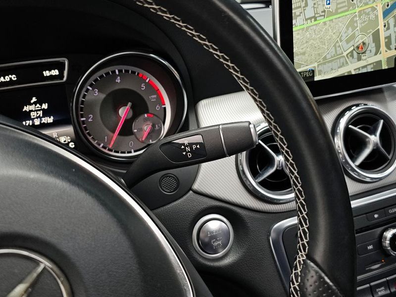 2016 Mercedes-Benz A-Class GLA200 d photo 9