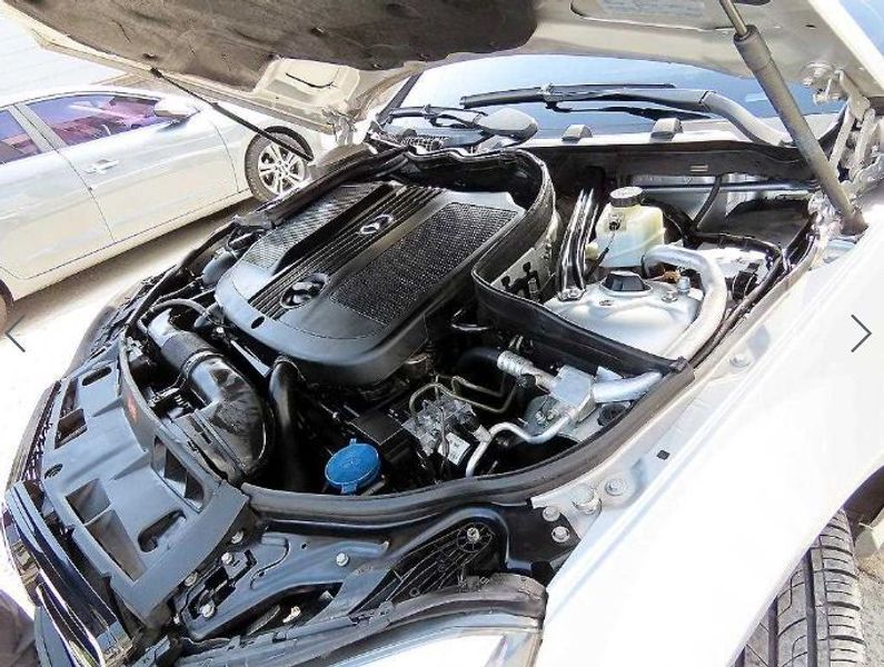 2013 Mercedes-Benz C-Class C220 CDI Coupe photo 18
