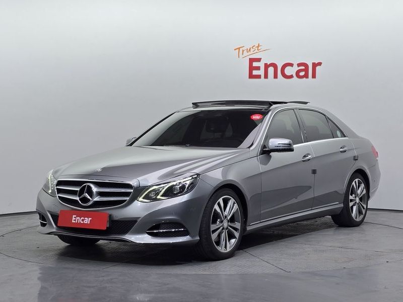 2014 Mercedes-Benz E-Class E300 Avangard photo 1
