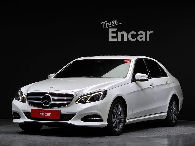 2016 Mercedes-Benz E-Class E220 Bluetec Avantgarde photo 1