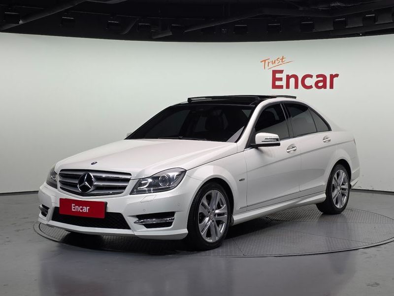 2012 Mercedes-Benz C-Class C200 CGI AVANTGARDE photo 1