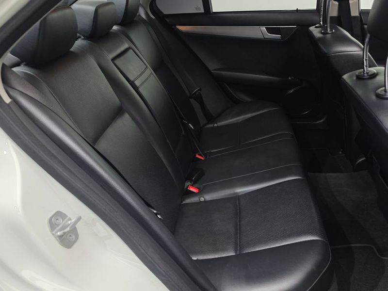 2012 Mercedes-Benz C-Class C200 CGI AVANTGARDE photo 12