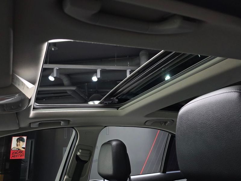 2012 Mercedes-Benz C-Class C200 CGI AVANTGARDE photo 17