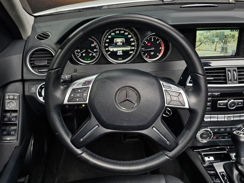 2013 Mercedes-Benz C-Class C220 CDI BlueEFFICIENCY photo 13