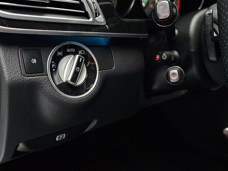 2014 Mercedes-Benz E-Class E220 CDI Avantgarde photo 13