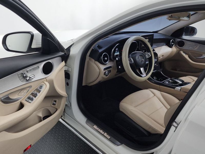 2017 Mercedes-Benz C-Class C220 d Avantgarde photo 10
