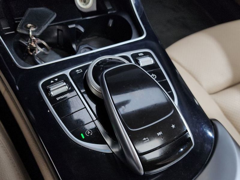 2017 Mercedes-Benz C-Class C220 d Avantgarde photo 19