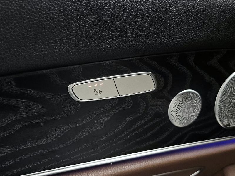 2019 Mercedes-Benz E-Class E300 4MATIC Avnatgarde photo 29