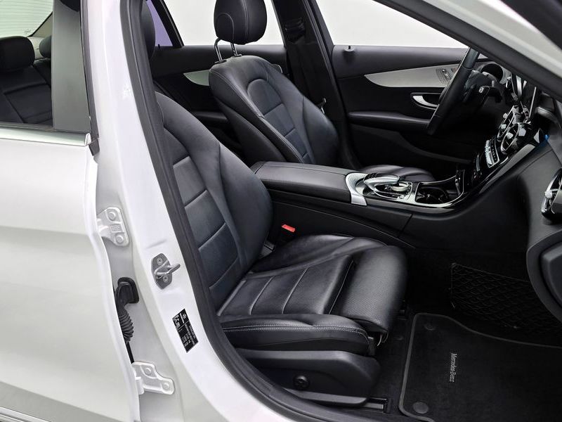 2018 Mercedes-Benz C-Class C220 d Avantgarde photo 12