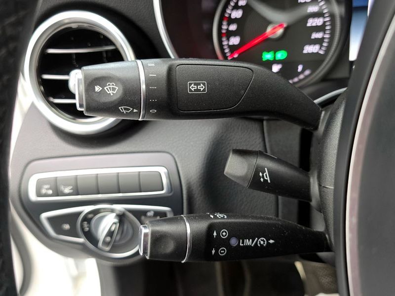 2018 Mercedes-Benz C-Class C220 d Avantgarde photo 16