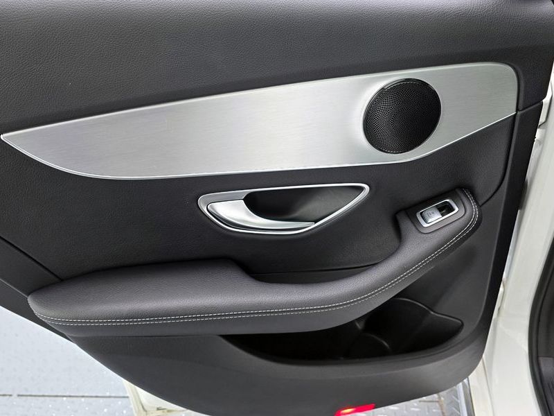 2018 Mercedes-Benz C-Class C220 d Avantgarde photo 25