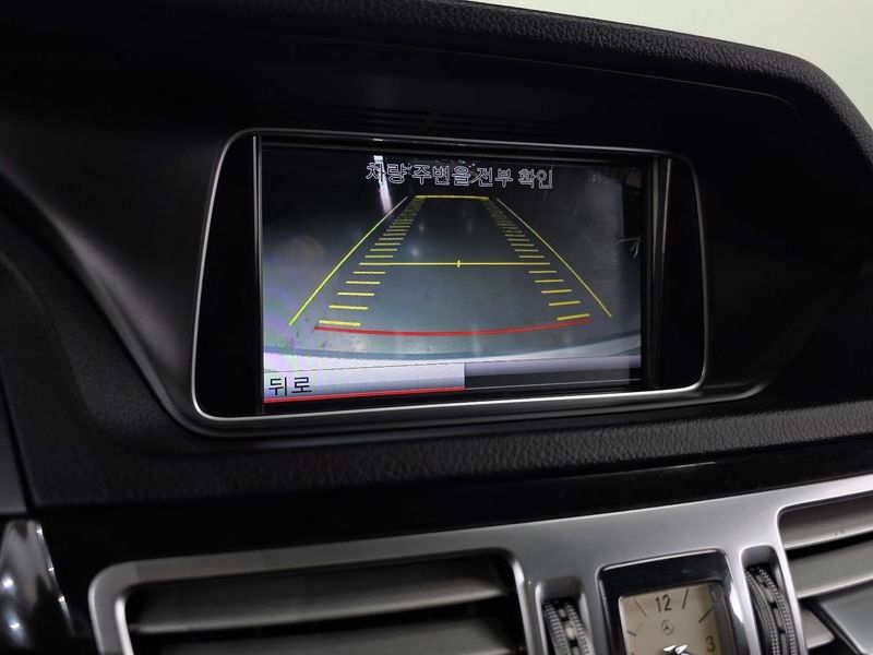 2014 Mercedes-Benz E-Class E250 CDI 4MATIC photo 15