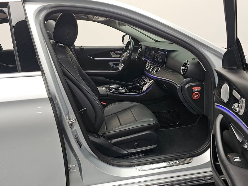 2019 Mercedes-Benz E-Class E300 4MATIC Avnatgarde photo 11