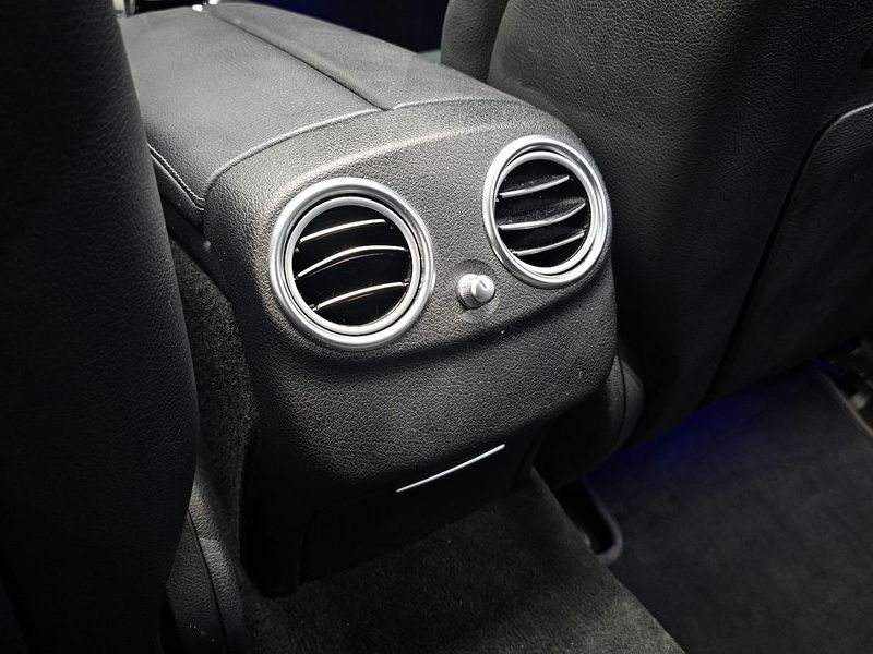 2019 Mercedes-Benz E-Class E300 4MATIC Avnatgarde photo 30