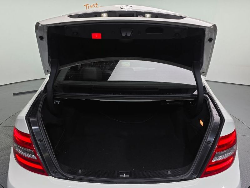 2012 Mercedes-Benz C-Class C220 CDI BlueEFFICIENCY photo 20