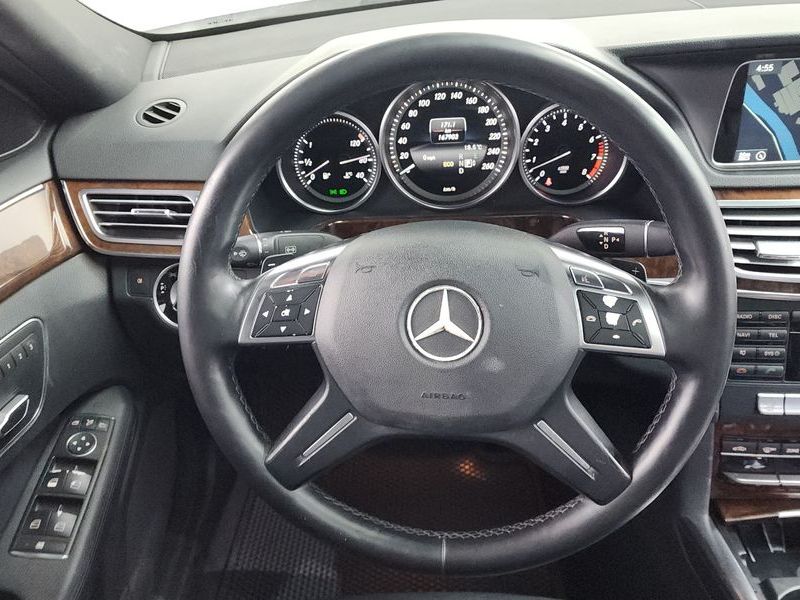 2014 Mercedes-Benz E-Class E300 Elegance photo 12
