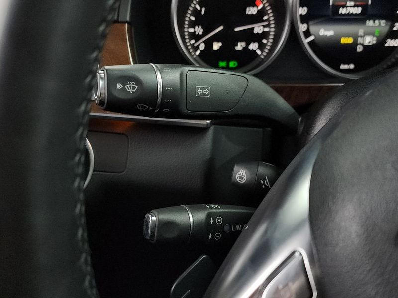 2014 Mercedes-Benz E-Class E300 Elegance photo 13