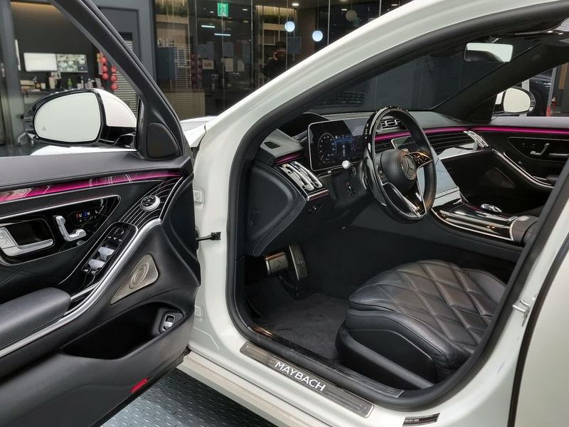 2022 Mercedes-Benz S-Class Maybach S580 4MATIC photo 11