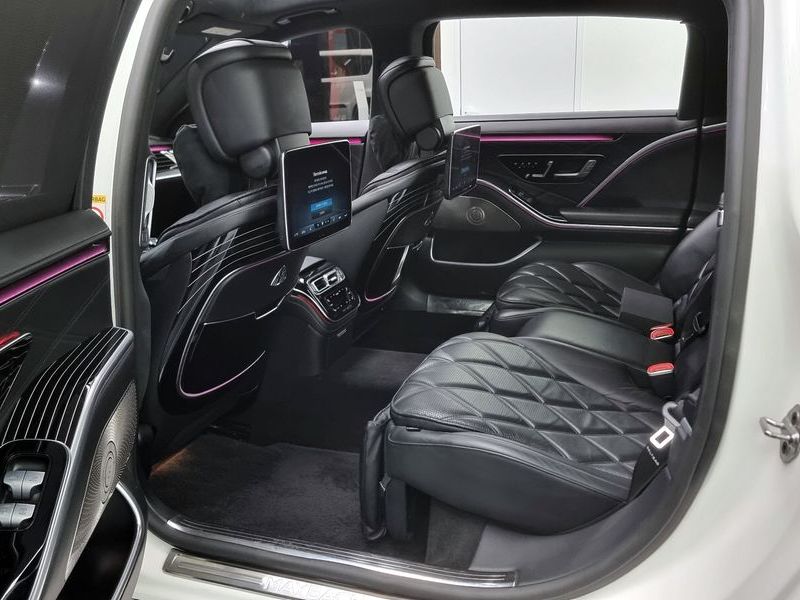 2022 Mercedes-Benz S-Class Maybach S580 4MATIC photo 12