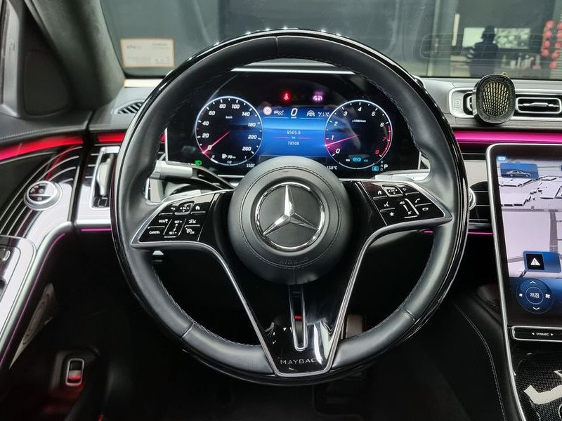 2022 Mercedes-Benz S-Class Maybach S580 4MATIC photo 13