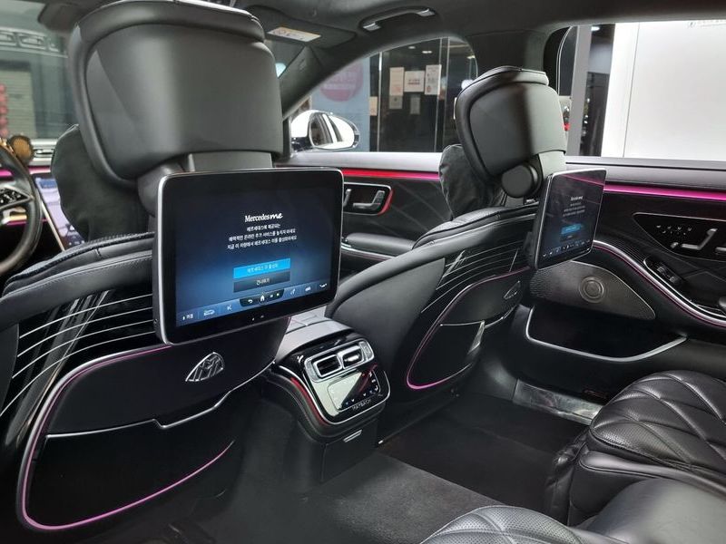 2022 Mercedes-Benz S-Class Maybach S580 4MATIC photo 17