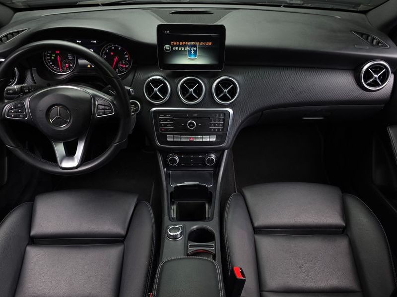2017 Mercedes-Benz A-Class A200 photo 7