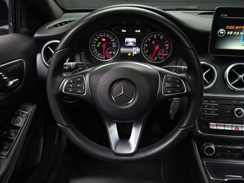 2017 Mercedes-Benz A-Class A200 photo 13