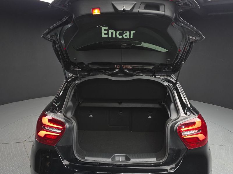 2017 Mercedes-Benz A-Class A200 photo 20