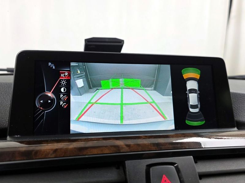 2014 BMW 3 Series 320d xDrive photo 15