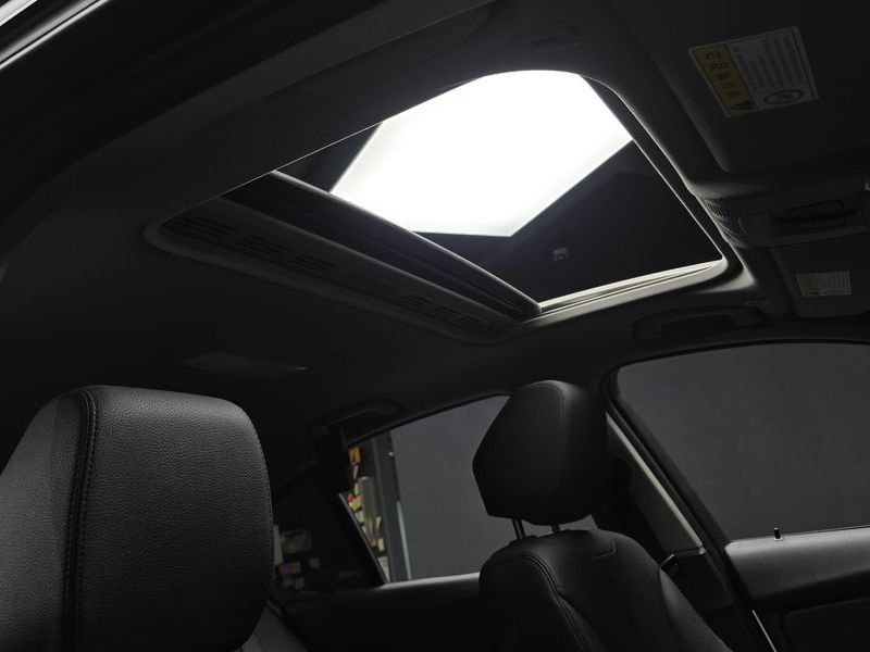 2013 BMW 3 Series 320d photo 18