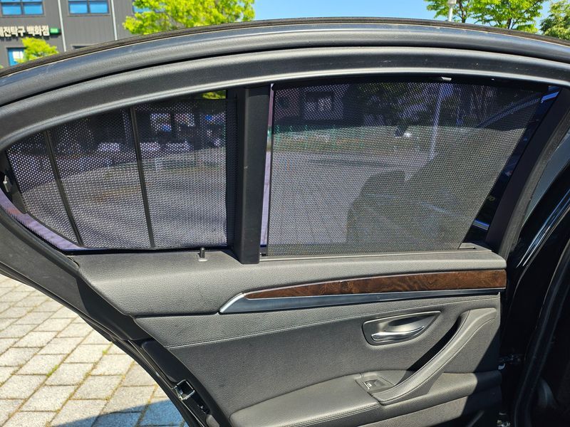 2015 BMW 5 Series 528i xDrive photo 11