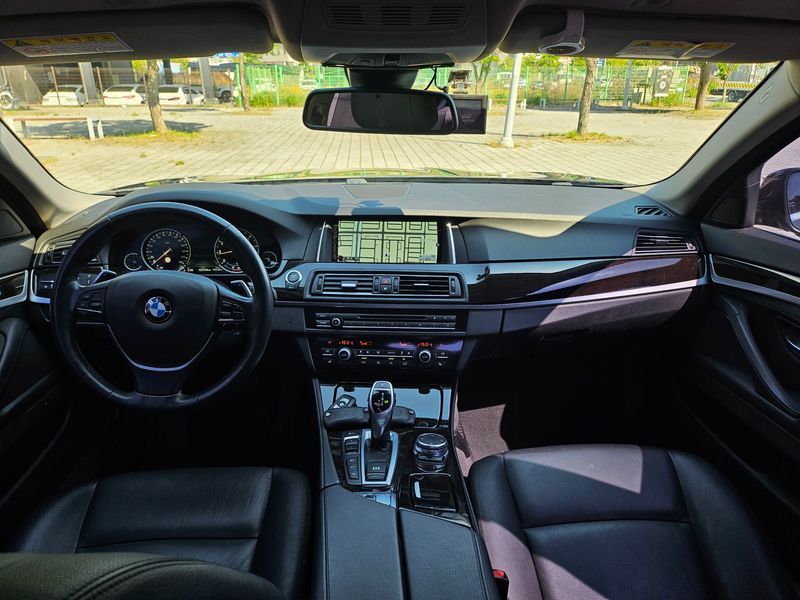 2015 BMW 5 Series 528i xDrive photo 15