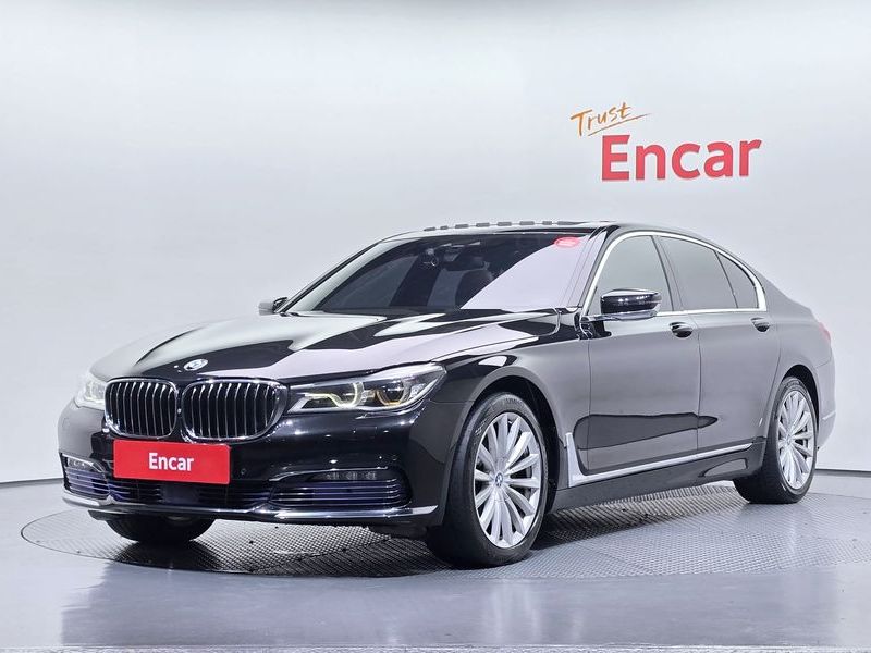 2016 BMW 7 Series 730d xDrive photo 1