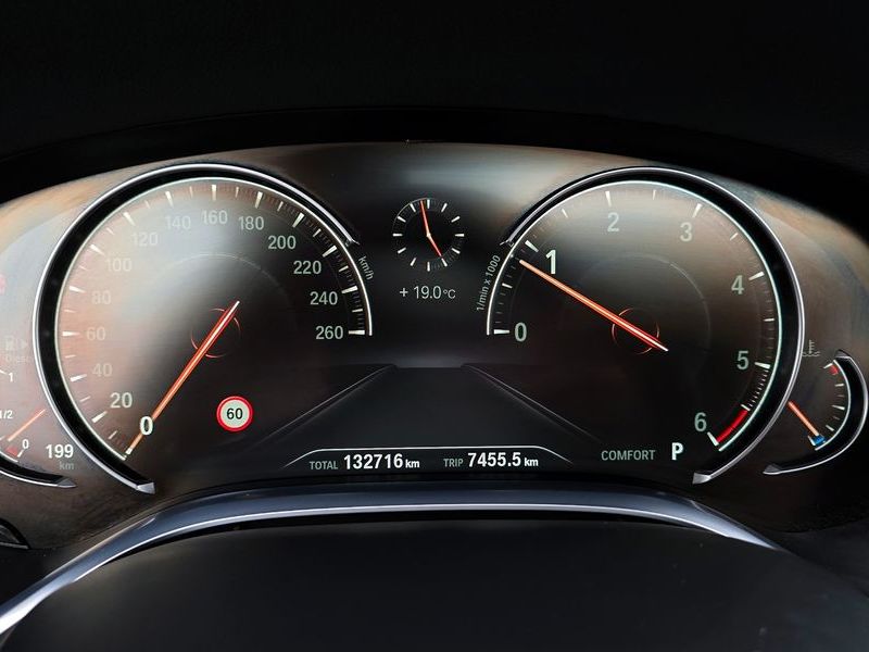 2016 BMW 7 Series 730d xDrive photo 8
