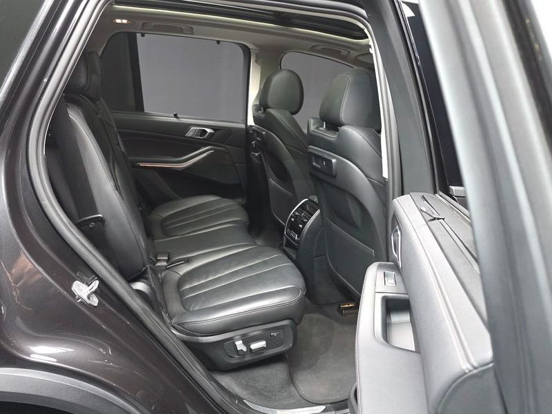 2022 BMW X5 xDrive 30d xLine photo 12