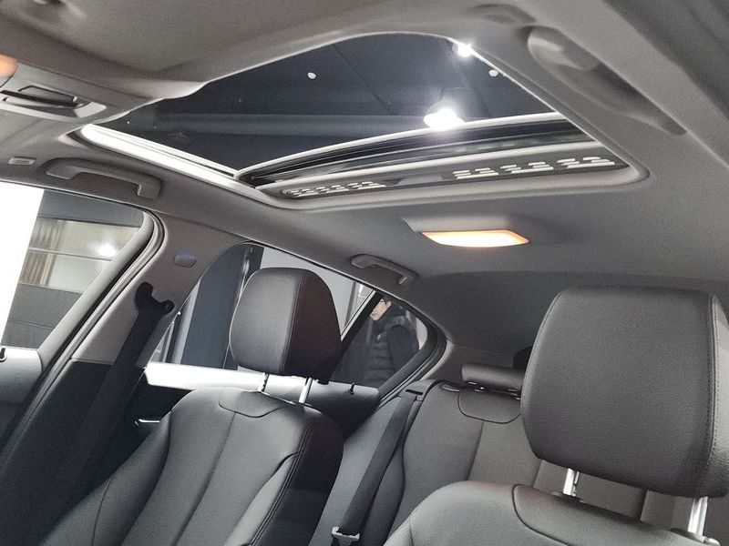 2014 BMW 1 Series 118d Urban Pack1 5Dr photo 19