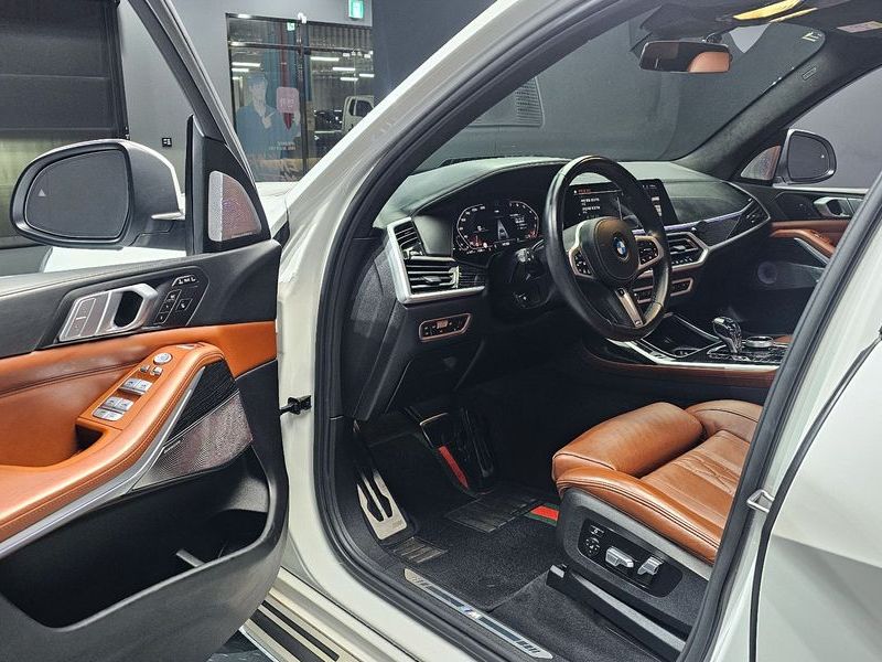 2022 BMW X7 xDrive 40i M Sport 6STR photo 11