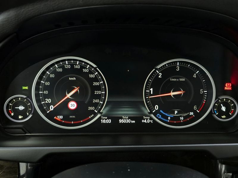 2017 BMW X6 xDrive 30d photo 8