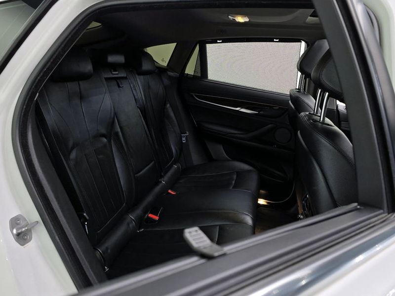 2017 BMW X6 xDrive 30d photo 13