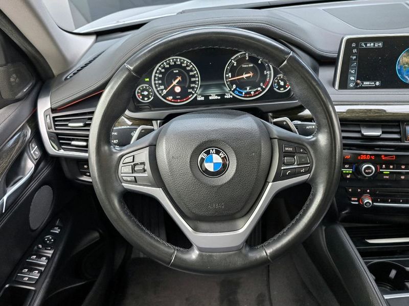 2017 BMW X6 xDrive 30d photo 14