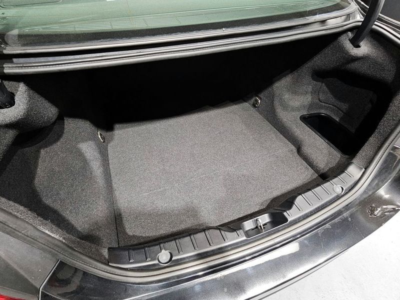 2012 BMW 5 Series 528i photo 20