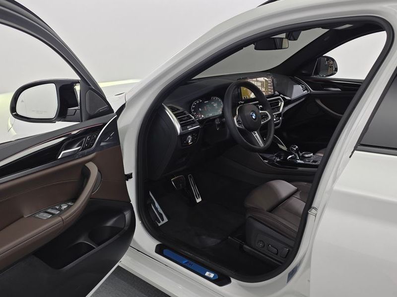 2025 BMW X4 xDrive M40i photo 10