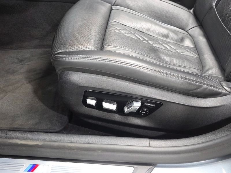 2019 BMW 5 Series 530i M Sport Package Plus photo 29