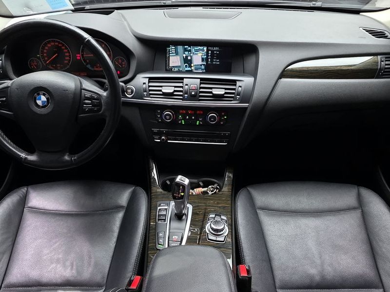 2013 BMW X3 xDrive 20d High photo 7