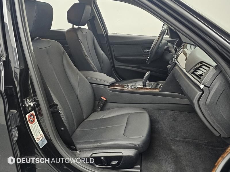 2012 BMW 3 Series 320d photo 10
