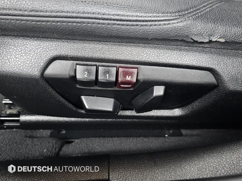 2012 BMW 3 Series 320d photo 16