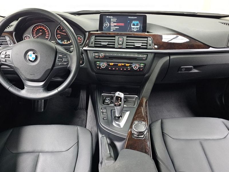 2015 BMW 3 Series 320d photo 7