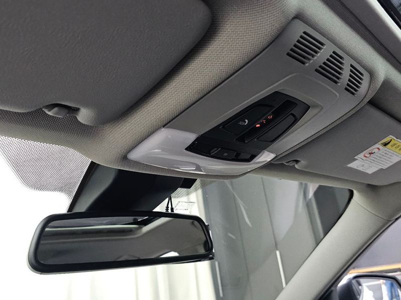 2015 BMW 3 Series 320d photo 18