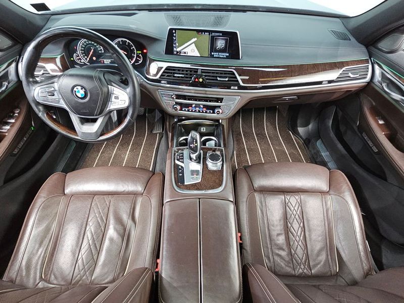 2016 BMW 7 Series 730Ld xDrive photo 7