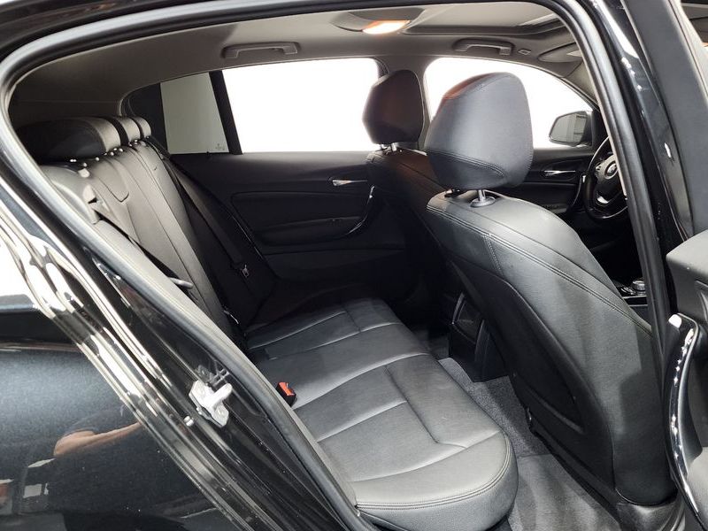2018 BMW 1 Series 118d Sport 5Door photo 26